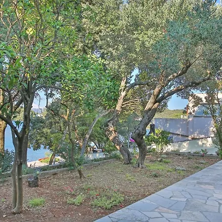 Seaside House For Families With Children Zrnovska Banja, Korcula - 20618 Дом отдыха