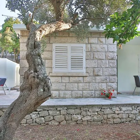Holiday home Seaside House For Families With Children Zrnovska Banja, Korcula - 20618 *