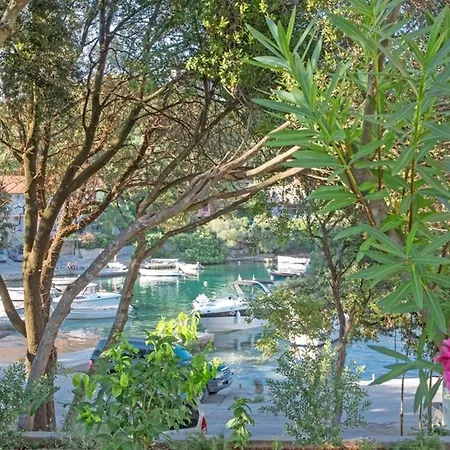 Holiday home Seaside House For Families With Children Zrnovska Banja, Korcula - 20618